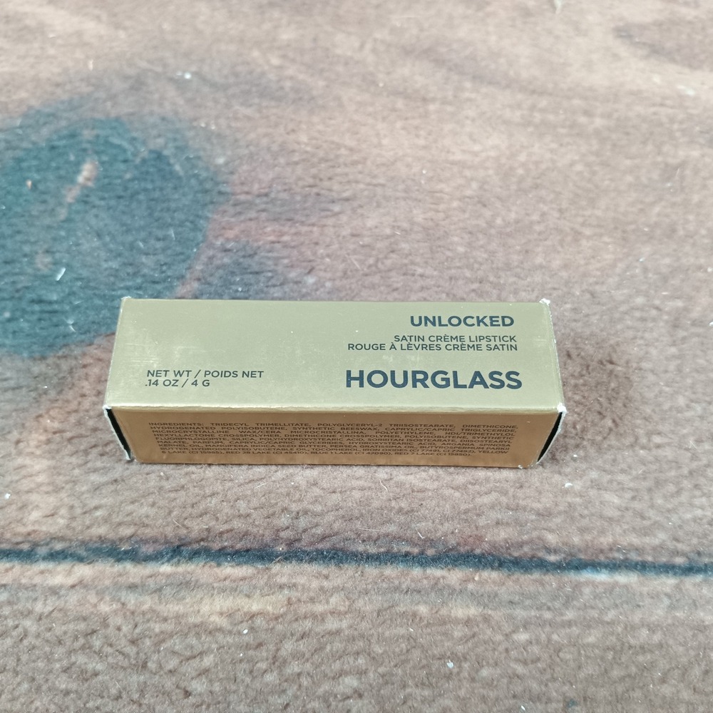 Hourglass Unlocked Satin Creme Lipstick 326 Instinct 0.14 oz 4g New